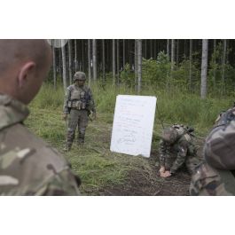 ImagesDéfense Un instructeur du 1er régiment étranger de génie 1er