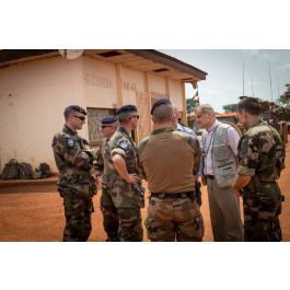 Imagesd Fense Le G N Ral De Brigade Pierre Gillet Commandant La