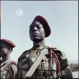 ImagesDéfense Portrait d un parachutiste du 8ème régiment de