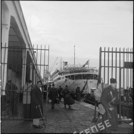 ImagesDéfense Débarquement à Alger du 21e régiment d infanterie