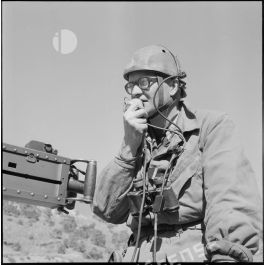 ImagesDéfense Portrait d un chef de char M24 Chaffee