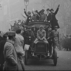 11 novembre 1918 Paris en liesse pour célébrer l’armistice