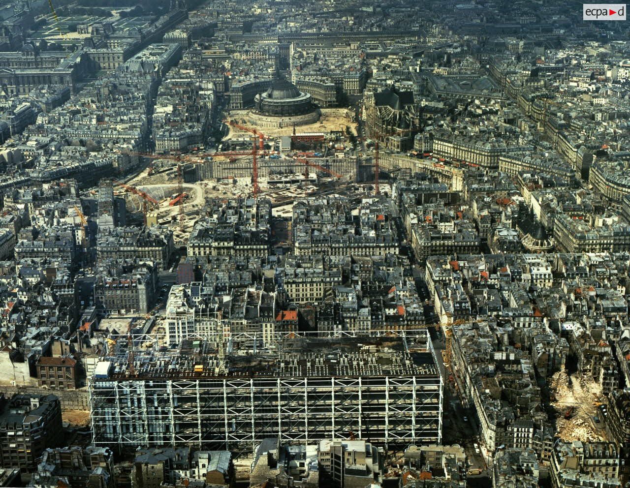 Paris 4e. Vue générale des opérations Beaubourg-Halles.