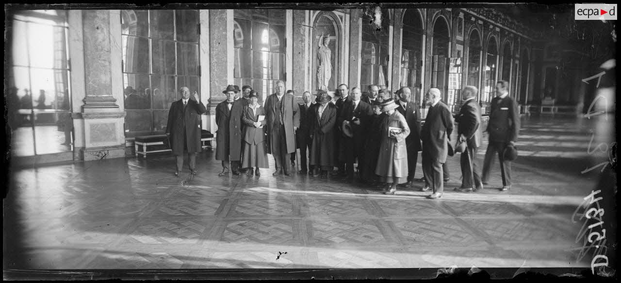 Versailles. Visite de la mission américaine du 