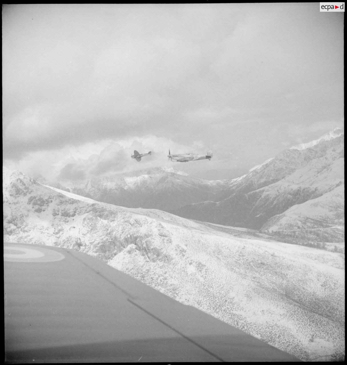 Patrouille aérienne du GC II/7 Nice au-dessus de la Corse.