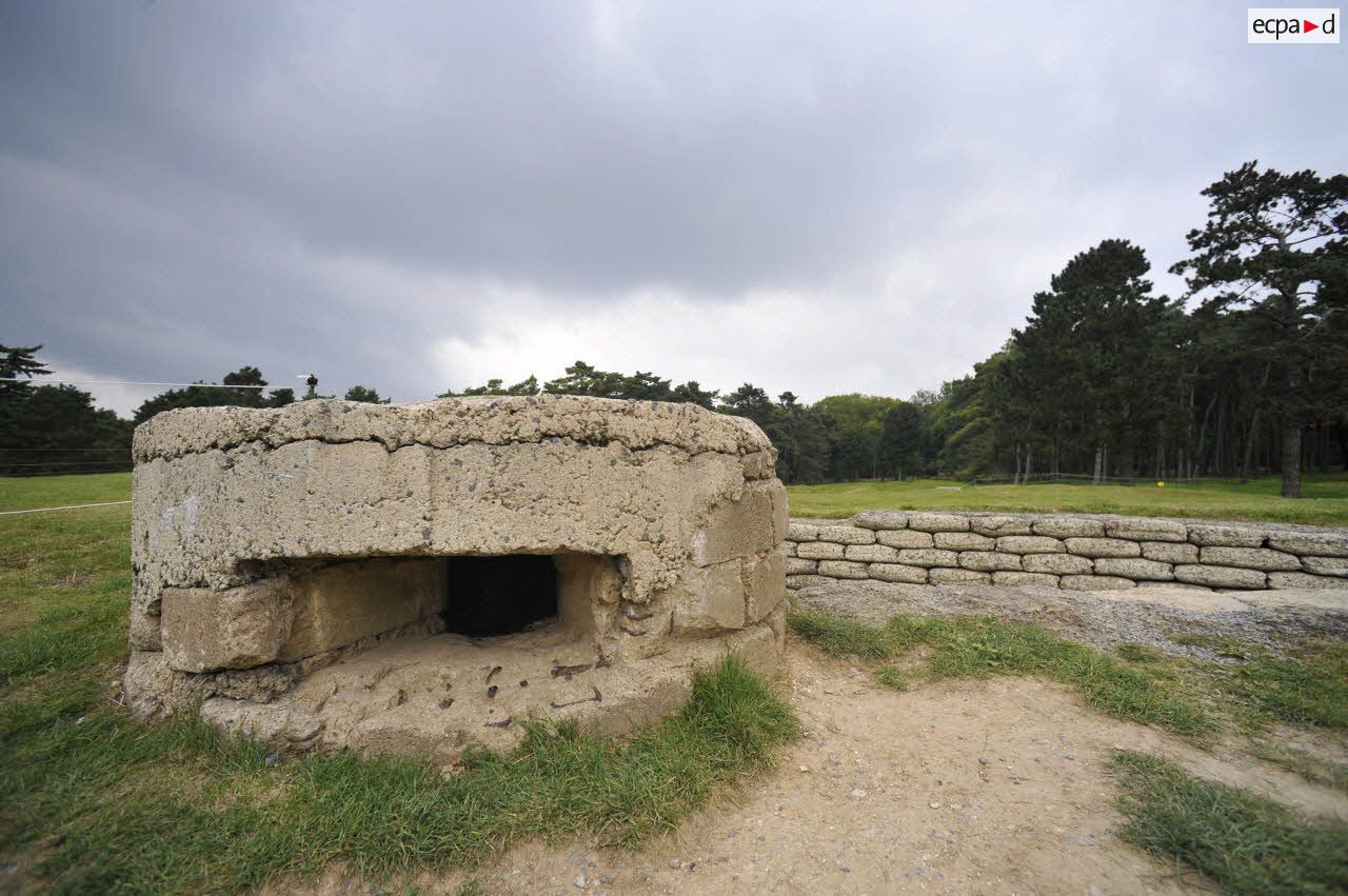 Poste de tir et d'observation au mémorial de Vimy.