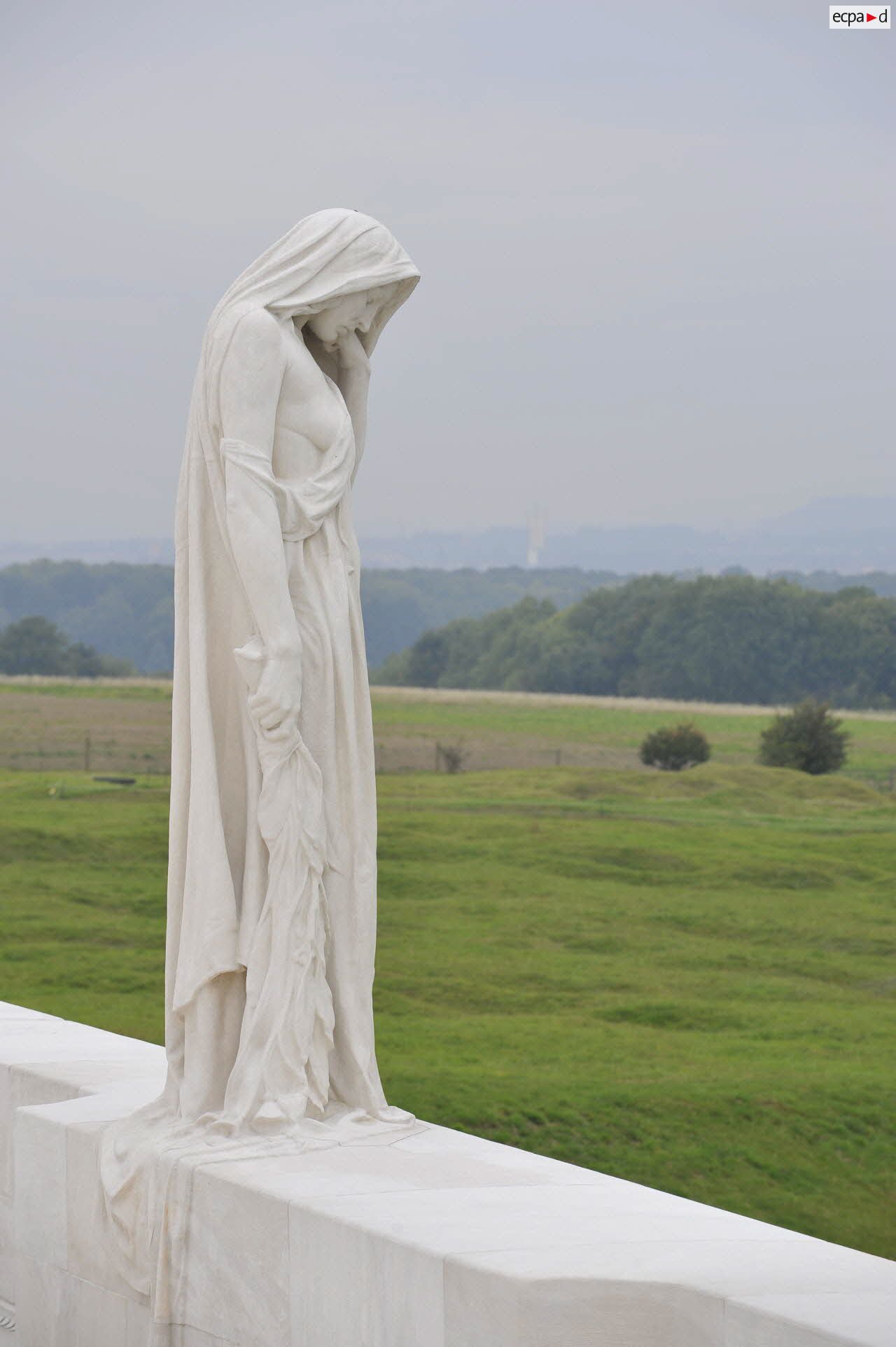 Statue du mémorial national canadien de Vimy.