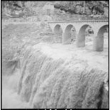 Dégâts causés par une inondation. [Description en cours]