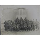 13. Le personnel médical du 2 B[ataill]on. [légende d'origine]