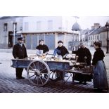 Reims, marchande d'oranges. [légende d'origine]