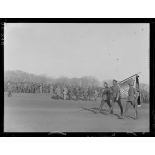 Omsk. Le général passe en revue les troupes tchèques. [légende d'origine]