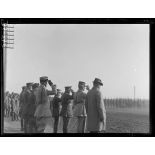 Omsk. Le général passe en revue les troupes tchèques. [légende d'origine]