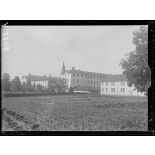 Côte-Saint-André (Isère). Hôpital sanitaire. Vue générale. [légende d'origine]