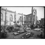 Nieuport (Belgique). Eglise et cimetière. [légende d'origine]