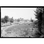 Vulaines-sur-Seine (Seine-et-Marne). Chenil militaire du capitaine Mallerich. [légende d'origine]