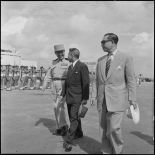 Arrivée de Pham Van Binh, gouverneur du Nord-Vietnam, à Hanoï.