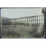 Italie près de Livourne. Pont géant entre deux vallées. [légende d'origine]