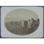 Souvenir d'une corvée de bombes. Les conducteurs de la 110e B[atter]ie. [légende d'origine]