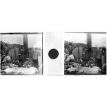 Forçats malgaches sur le canal des Pangalanes. [légende d'origine]