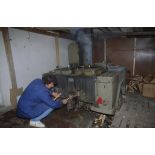 Les casques bleus du BAT INF 2 (RICM) viennent en aide aux personnels de l'hospice civil de Nedzarici.