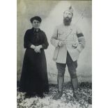 A Toul - avec ma mère après la mort de mon père. 1917. [légende d'origine]