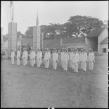 Au cours de baptême d'élèves officiers d'une promotion du Bao Chinh Doan,  les nouveaux promus entonnent en choeur le chant 