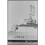 Différents plans du pont supérieur du TCD Orage dans la rade de Toulon.