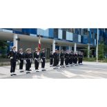 Garde d'honneur disposée pour l'accueil du chef d'état-major de la Marine polonaise au Ministère des Armées, à Balard.