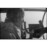 Lors d'un vol de transfert entre la France (Istres) et l'Italie (Naples-Pomigliano), le pilote d'un Heinkel He-111 