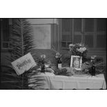 Une cérémonie en l'honneur du lieutenant Stute suite à sa 300e mission aérienne au sein du Transportgeschwader 4 (I./TG 4).