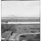 La ville de Kehl, vue depuis la terrasse d'une minoterie, située dans l'île entre le Rhin et le petit Rhin.