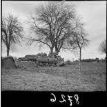 Canon automoteur M7 Priest du 64e RADB aux abords de l'Ill.