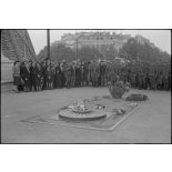 La tombe du soldat Inconnu, place de l'Etoile à Paris.