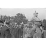 Premiers échanges avec l'occupant allemand.