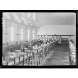 Zeitenlik. Hôpital temporaire n°6. Salle à manger des officiers. [légende d'origine]
