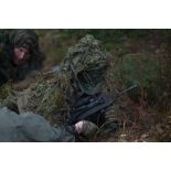 Un groupe de tireurs du 2e régiment étranger d'infanterie (2e REI) s'infiltre en forêt de Kadaga, en Lettonie.
