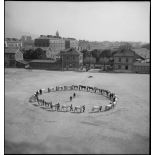 Présentation de chevaux au 2e RAM.