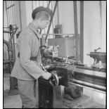 Instruction professionnelle d'artilleurs du 2e RAM.