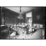 Monsieur Albert Thomas dans son cabinet, sous secrétaire d'Etat aux munitions. [légende d'origine]