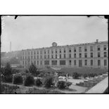 Paris. Val-de-Grâce. Le pavillon des élèves pharmaciens. [légende d'origine]