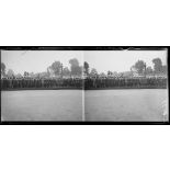 Paris. Fête de l'Independance Day. La tribune officielle pendant le défilé. [légende d'origine]