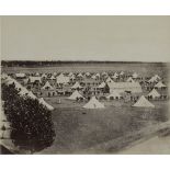 Campement de cavalerie. Sur la droite de la route qui conduit de la Gare de Mourmelon à Mourmelon même. [légende d'origine]