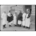 Nogent-sur-Marne. Hôpital colonial. Personnel dirigeant. [légende d'origine]