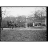Nogent-sur-Marne. Hôpital colonial. Funérailles. Le cortège. [légende d'origine]