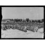 Camp de Mailly, soldats russes écoutant la messe. [légende d'origine]