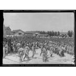 Camp de Mailly, soldats russes écoutant la messe. [légende d'origine]