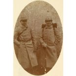 [Portrait de deux soldats].