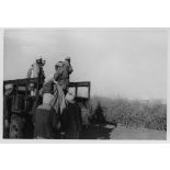 [Algérie, 1956. La 7e compagnie nomade d'Algérie rassemble des Algériens ?]