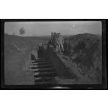 10-1915. Gouy. Abris en fouille. Les cadres. [légende d'origine]