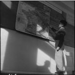 Vue d'une salle de classe de l'école de Teniet-el-Haad.